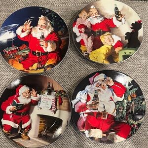 Coca Cola Festive Santa Plates - Red and White